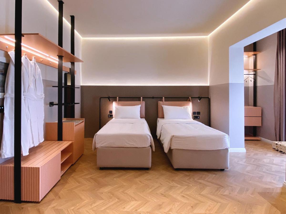 Готель Iliria Boutique 4*